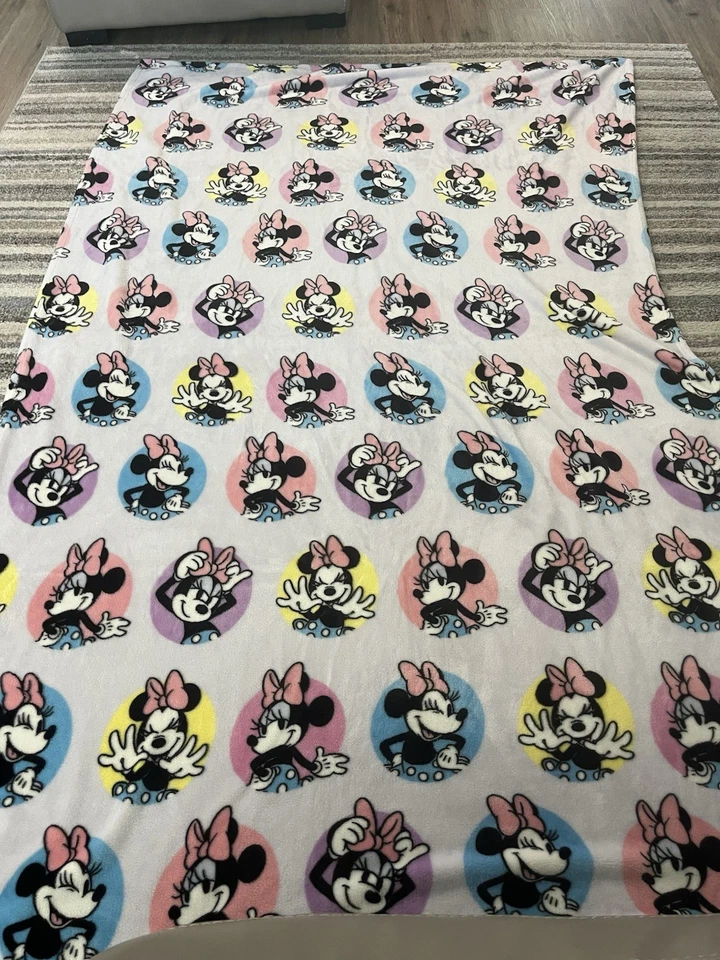 Twin Size Fleece Minnie Mouse Blanket - Image 1 of 1