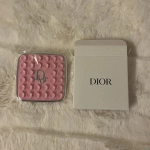 Dior Octobuddy Phone Accessory - Photo 1 sur 2