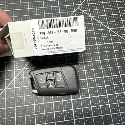 正品 原始设备制造商 大众 VW Smart PN:3G0-959-752-BQ-ROH,3G0959752BQROH — 第 1/4 张图片