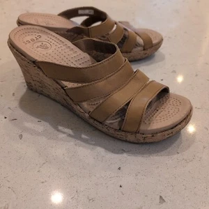 Crocs A Leigh Slip On Strappy Cork Wedge Heels Sandals Brown Womens Sz 7 - Picture 1 of 9