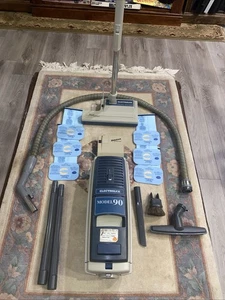 ELECTROLUX MODEL 90 VACUUM W/ BAGS Refurbished TESTED RUNS GREAT W/attch & 6 Bag - Picture 1 of 12