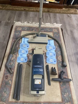 ELECTROLUX MODEL 90 VACUUM W/ BAGS Refurbished TESTED RUNS GREAT W/attch & 6 Bag - Image 1 of 4