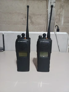 XTS2500 UHF Model 1.5 - Photo 1/6