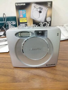 Fujifilm FinePix 30i Silver Compact Digital Camera From Japan Used Fujifilm - Picture 1 of 14
