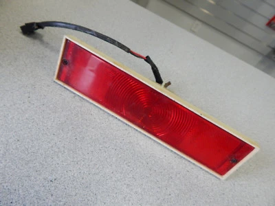 MOTO DE NIEVE ARCTIC CAT 1987-1988 COUGAR / COUGAR 500 F/C LUZ TRASERA 0709-006 Foto 1 de 2