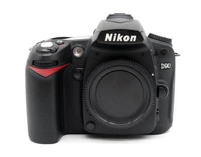 Nikon D90, 12.3MP DSLR-Digitalkamera, CMOS, shutter count 2611, OVP - Bild 1 von 4