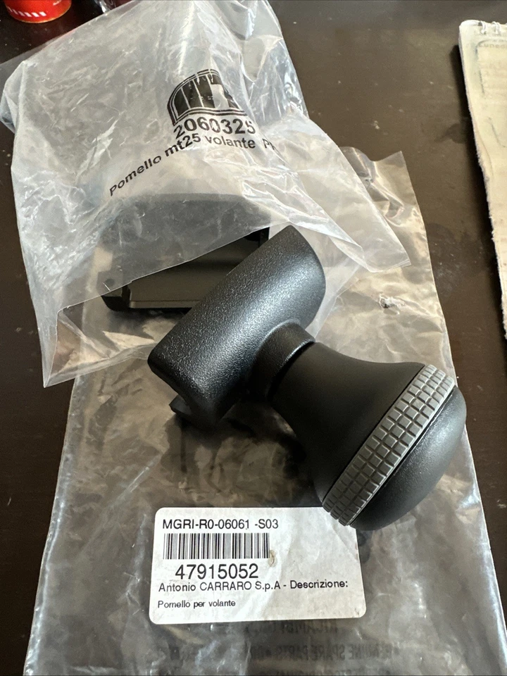 Pomello Per Volante Antonio Carraro Cod.47915052 - Immagine 1 di 1