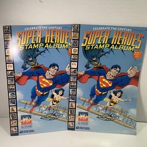Libro álbum de estampillas de superhéroes de DC #1 | Lote de 2 cómics - Imagen 1 de 15