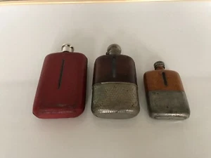 3 SILVER PLATED HIP FLASKS. TWO WITH DETACHABLE CUPS  (THERE IS PLATE WEAR) - Picture 1 of 5