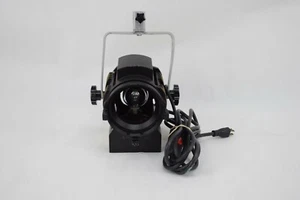 LTM Pepper 600 Watt Frensel Tungsten Stage Light - Picture 1 of 8