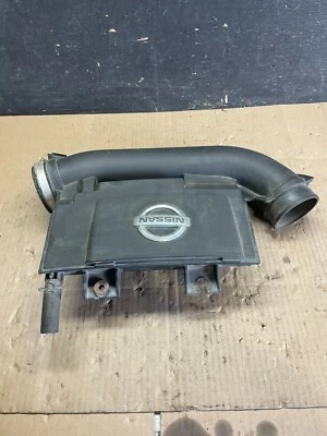 2005-2011 Nissan Pathfinder Xterra 4.0L Air Intake Resonator Box OEM M5986 DG - Image 1 of 4