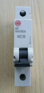 Interruptor Wylex NHXB NSB Serie 6A MCB Tipo B 6KA NHXB06 - Imagen 1 de 3