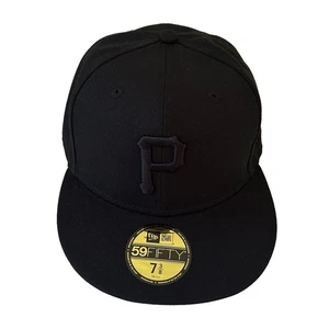 Pittsburgh Pirates Baseball 59FIFTY Cap - MLB New Era Black On Black Fitted 58.7 - Picture 1 of 7