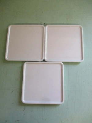 批量 3 件 Elite D542SQ 显示器 白色 4-1/2" X 4-1/2" 方形三聚氰胺托盘 B331 — 第 1/2 张图片
