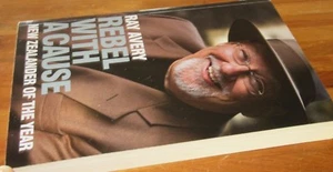REBEL with a CAUSE ~ Ray Avery Paul Little New Zealander of Year UNread in MELB - Imagen 1 de 12