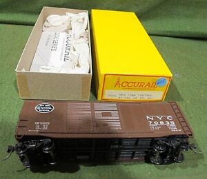 HO Scale Accurail  (Rd #70835) NYC (40' Steel Boxcar) w OB &  KDs~ Lot 4239