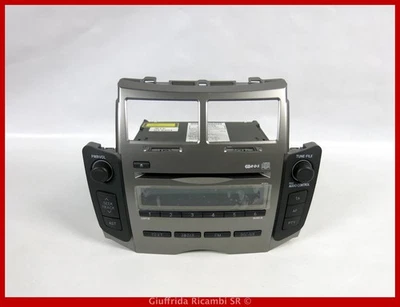 Autoradio Toyota Yaris 2005-11 Ricambi Auto Originali Usati - Immagine 1 di 2