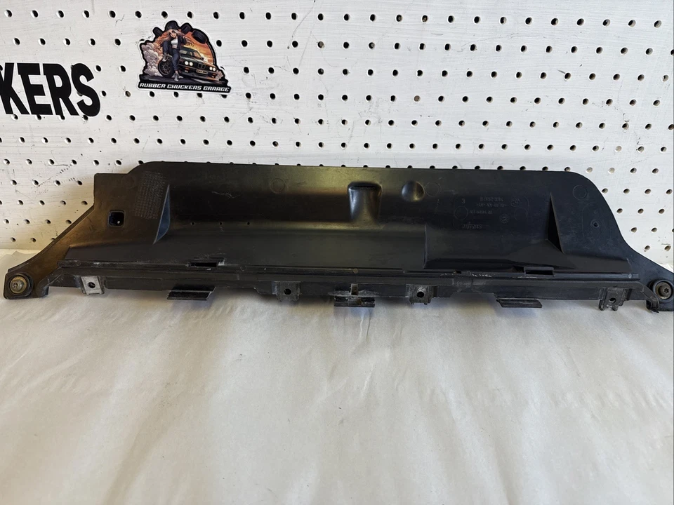 2000 BMW E46 323CI Cabin Air Filter Blower Motor Bottom Housing Cover OEM Foto 1 de 4