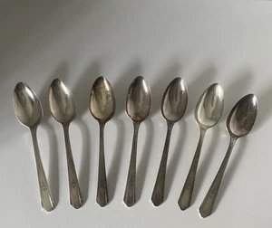 Vintage Silverplate Teaspoon Wm A Rogers Oneida Paramount 7 Teaspoons - Picture 1 of 6