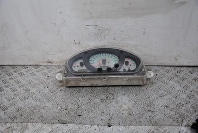 62847- Strumentazione Contachilometri Suzuki Burgman 125 / 150 Dal 2001 al 2014 - Immagine 1 di 3