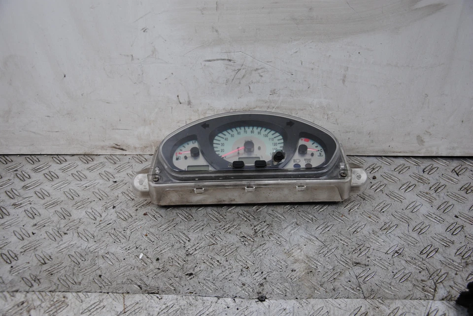 62847- Strumentazione Contachilometri Suzuki Burgman 125 / 150 Dal 2001 al 2014 - Immagine 1 di 3