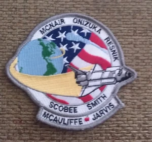 NASA - Retro Patch NASA Space Shuttle Scobee Smith McNair Onizuka Resnik - Bild 1 von 2