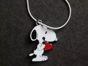 SNOOPY PEANUTS VALENTINSTAG SILBER SCHLANGE TYP KETTE HALSKETTE ANHÄNGER CHARM - Bild 1 von 2