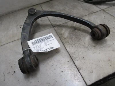 07 08 09 10 11 12 13 14 15 16 CHEVY SILVERADO 1500 Brazo de control superior izquierdo delantero Foto 1 de 3