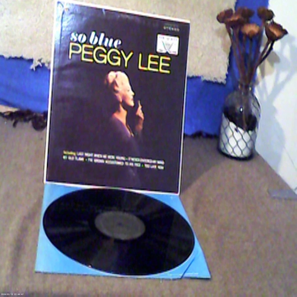 So Blue, Peggy Lee, LP, released 1966, in VG condition, in stereo. Foto 1 de 1