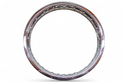 Ducati 750 GT 750GT DM750 1975 Super Sport bisel DM Desmo llanta rueda  Foto 1 de 4