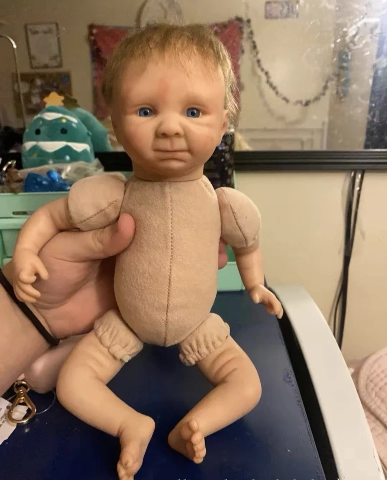 Mini muñeca bebé renacida 10 pulgadas con pelo rubio enraizado Foto 1 de 1