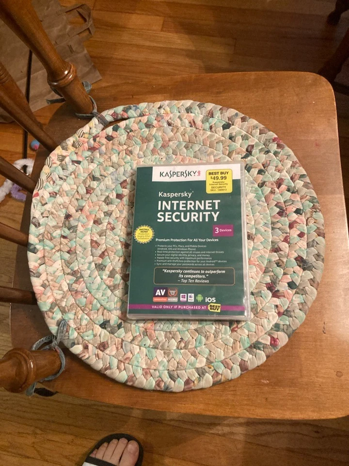 Kaspers Internet Security Premium Protection 3 Devices 2014 Sealed MAC iOS & - Image 1 of 1