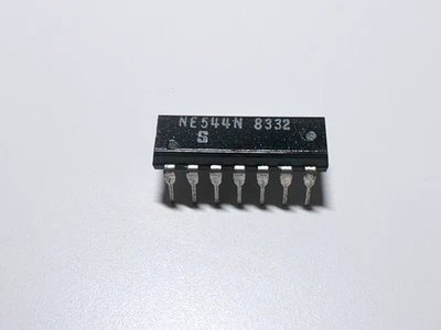 1X NE544N Signetics Servo Amplifier and PWM Motor Drive IC DIP-14 - Image 1 of 4