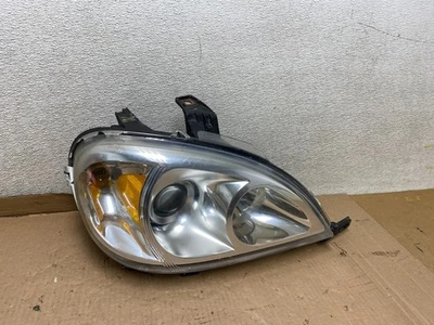 Правосторонняя галогенная фара для Mercedes ML350 ML500 2002–2005 годов выпуска U8495 DW - Изображение 1 из 4