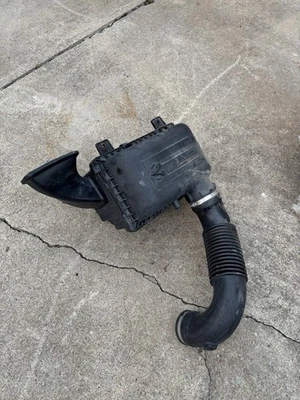 OEM 2009-2017 Dodge Ram 1500 2500 3500 Air Cleaner Filter Box 5.7L HEMI V8 GAS - Image 1 of 2