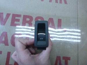 Volkswagen Touareg II 2017 Front right Tailgate opening switch 7P6959551B - Picture 1 of 4