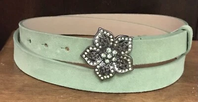 Womens Green Suede Belt With Floral Rhinestone Buckle Sz 2XL 1”Wide VGUC Foto 1 de 4