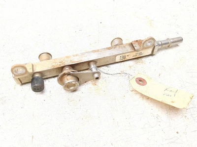 Riel inyector de combustible de gasolina 22 Polaris RZR Trail S 1000 2521886 Foto 1 de 4