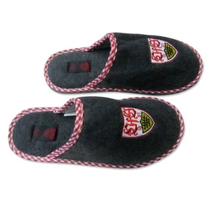 VfB Stuttgart Hausschuhe 2025 Haus-Schuhe 36-46 Fussball Logo Schuh Bundesliga - Picture 1 of 1