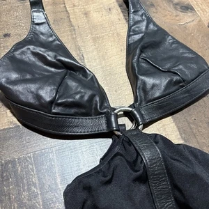 Body vintage Stormy in pelle teddy pezzo unico bondage fetish clubwear o-ring - Foto 1 di 8