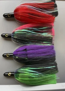 Faldas señuelo de pesca estilo isleño Ilander 4 PK negro draga cabeza inclinada - Imagen 1 de 16
