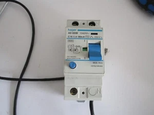 INTERRUPTOR DE CIRCUITO HAGER AD 022B C16 16 AMP 30mA MCB/RCD - Imagen 1 de 1
