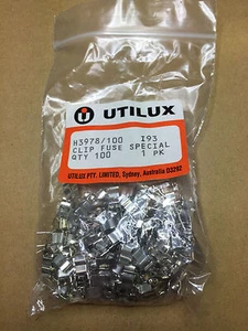 100 x H3978 UTILUX FUSE CLIP ( 1-PK) 205 SIZE 5mm Pitch - Picture 1 of 1