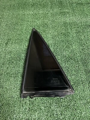2018 Toyota 4 Runner TRD Offroad Left Rear Side Door Corner Window Glass OEM - Image 1 of 4