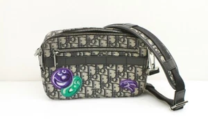 Christian Dior Kenny Scharf colaboration over the shoulder bag - Picture 1 of 9