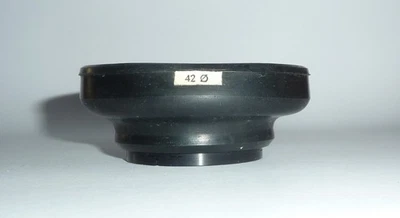 SUN VISOR B+W 42 DIAMETER 42 MM SNAP-ON RUBBER - Image 1 of 4