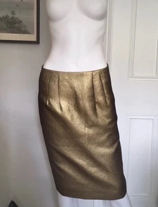 Fitted knee length pencil skirt by Moschino - Picture 1 of 6
