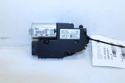 2017-2020 Jaguar XE R-Dynamic S Roof Sunroof Motor 10006326M OEM - Image 1 of 4