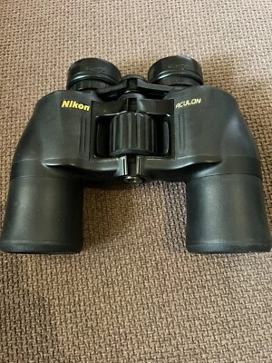 Nikon Aculon 8x42  Binoculars - Black A211 - Image 1 of 4
