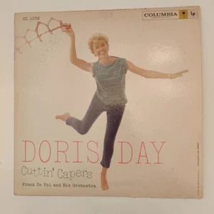 Doris Day Cuttin' Capers Vinyl Record 33 RPM - Picture 1 of 6
